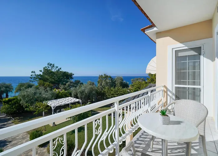 Eleonas Βίλα Σκάλα Καλλιράχης